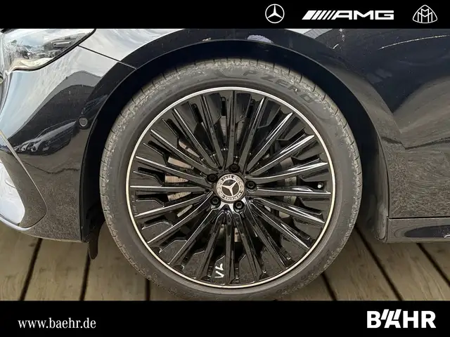 Mercedes-Benz 450 view 6