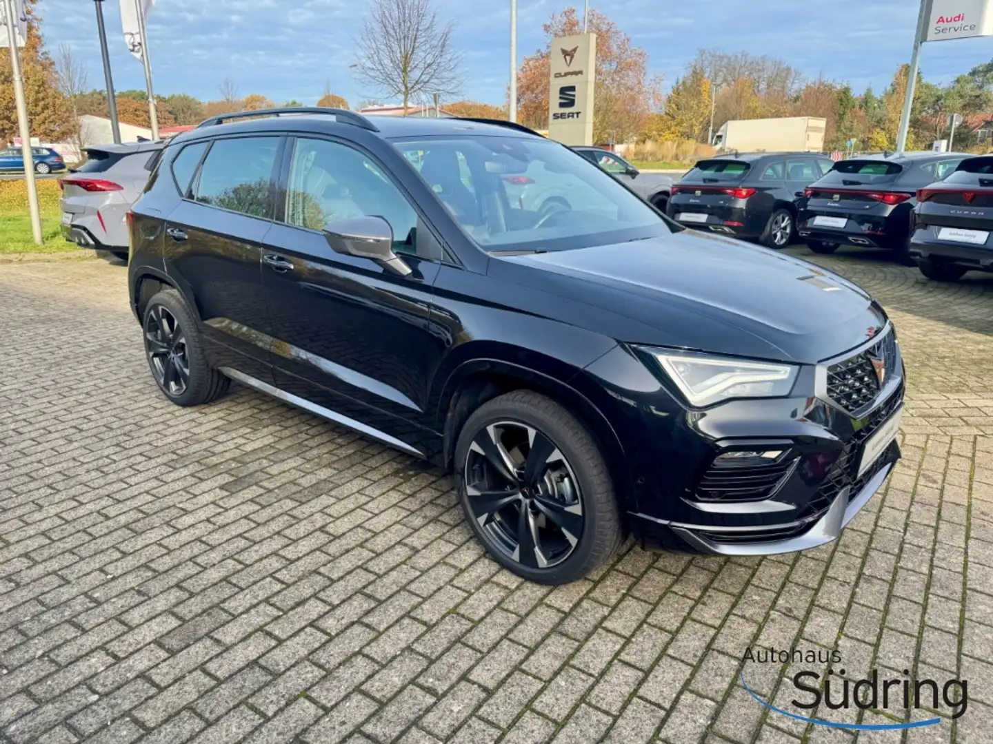 CUPRA Ateca 1,5 TSI DSG AHK Navi El.Heckklappe Schwarz - 2