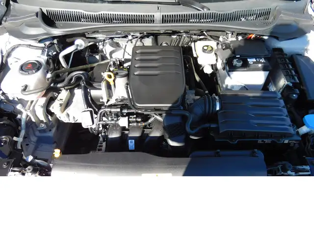 Volkswagen Polo view 14