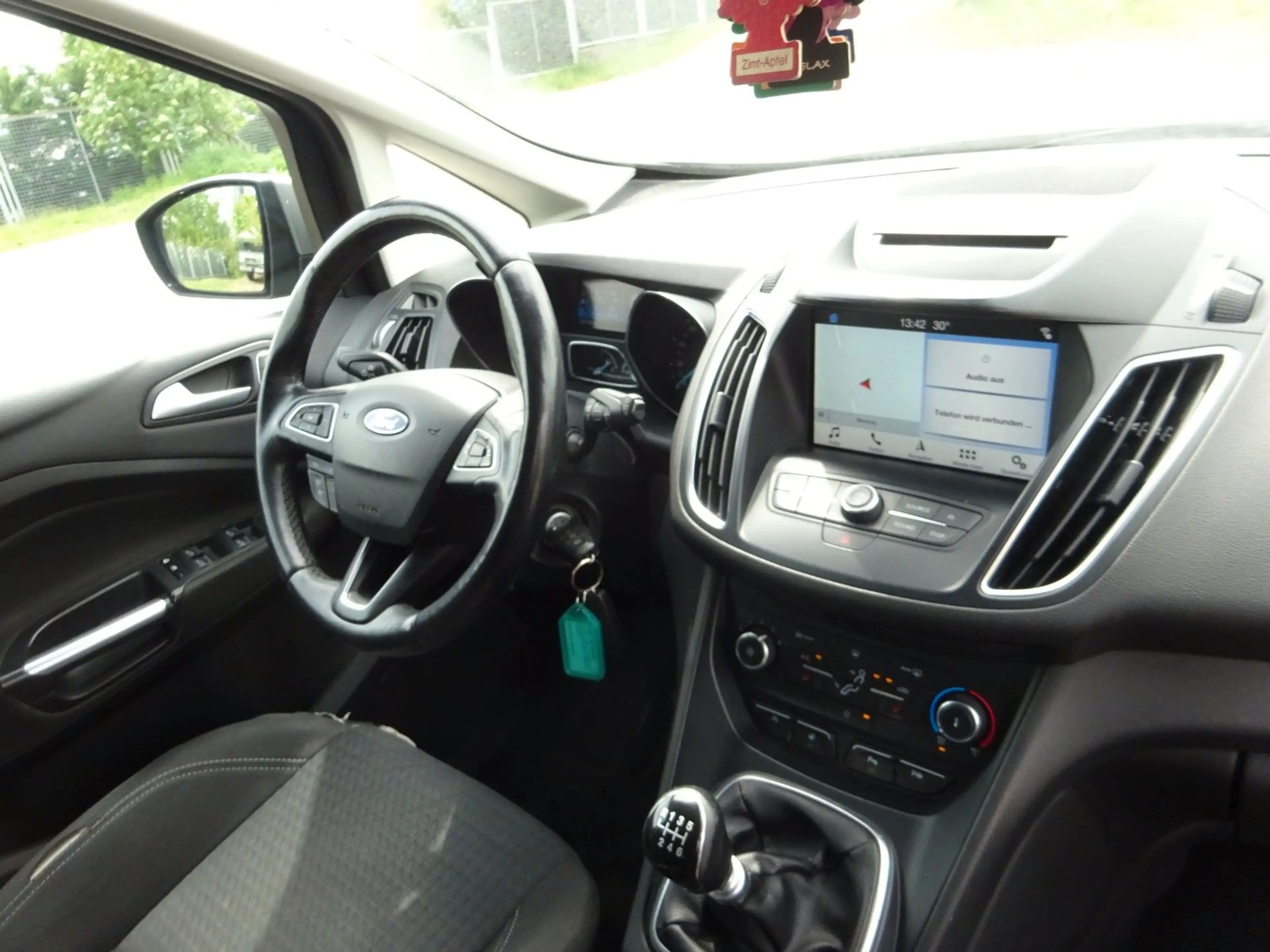 Ford Grand C-Max 125PS Cool & Connect Navi 7-Sitze — photo 14
