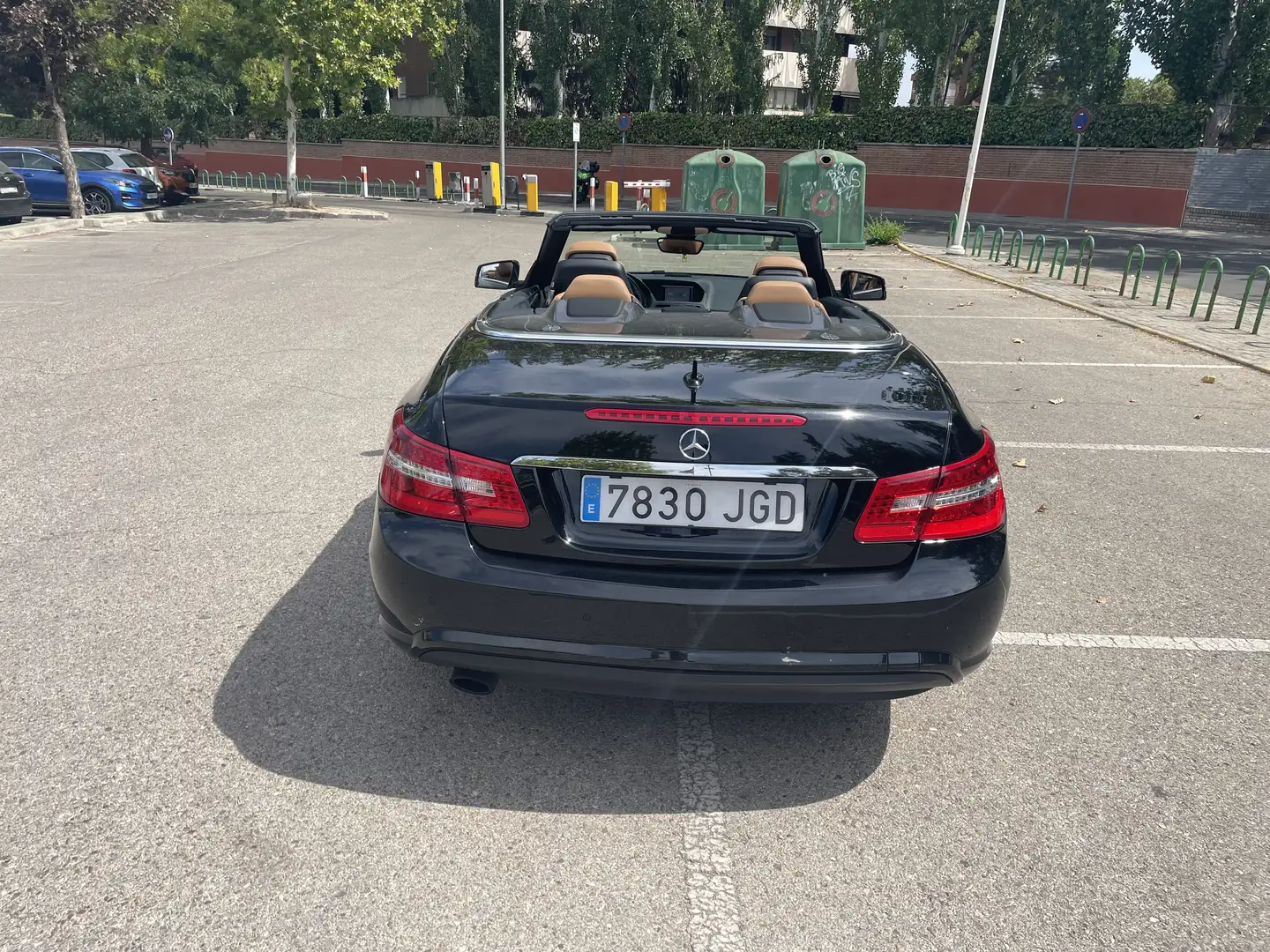 Mercedes-Benz E 250 E Cabrio 250 CGI BE 7G Plus Negro - 1