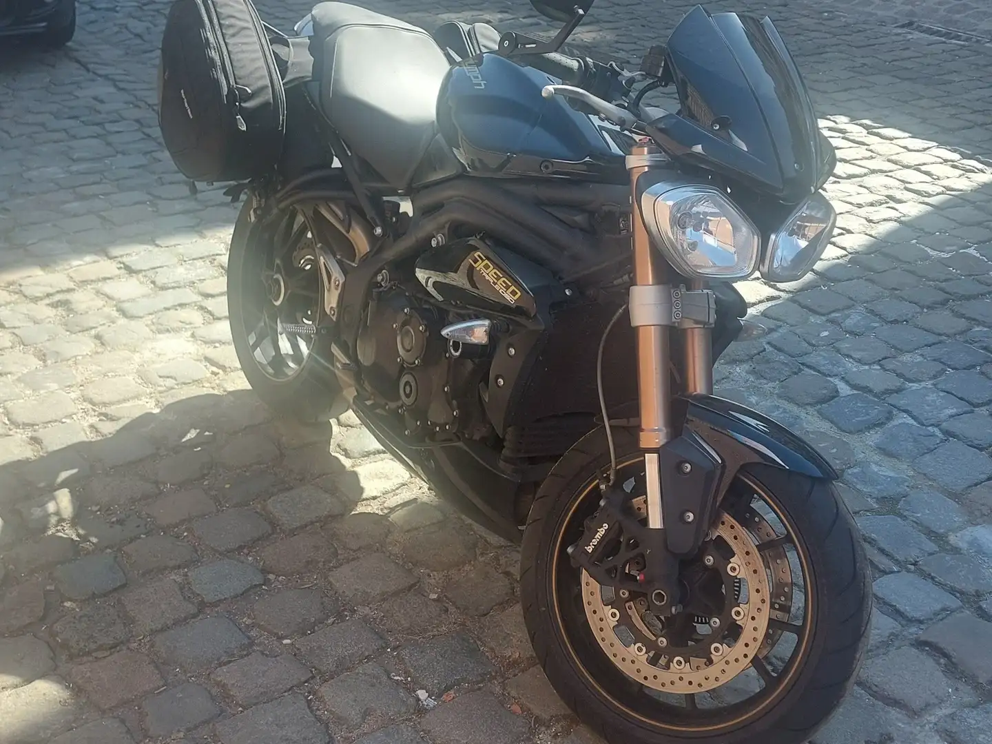 Triumph Speed Triple 1050 Negru - 1
