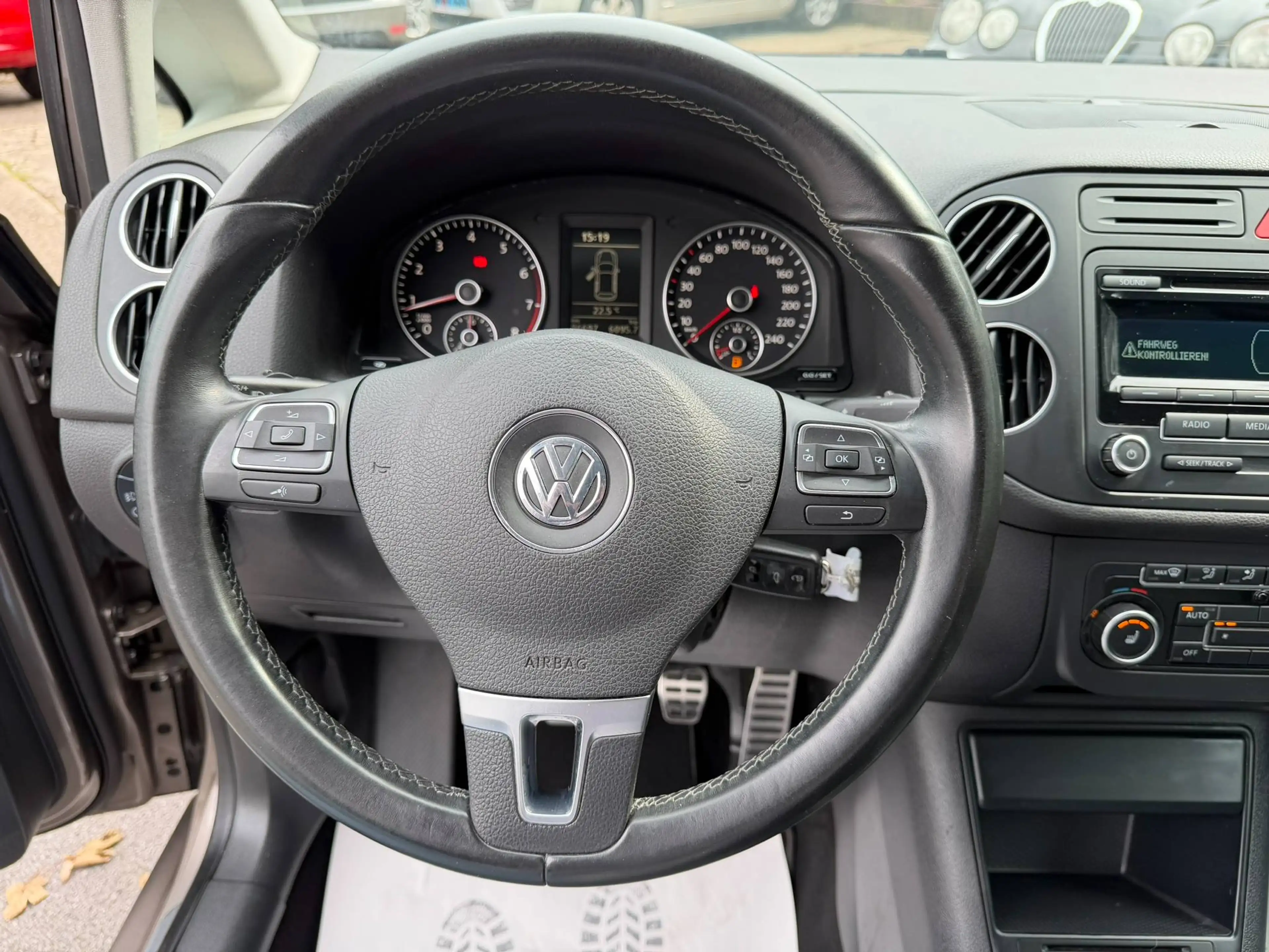 Volkswagen Golf Plus Style/1.Hand/PDC/S-Heft — photo 13