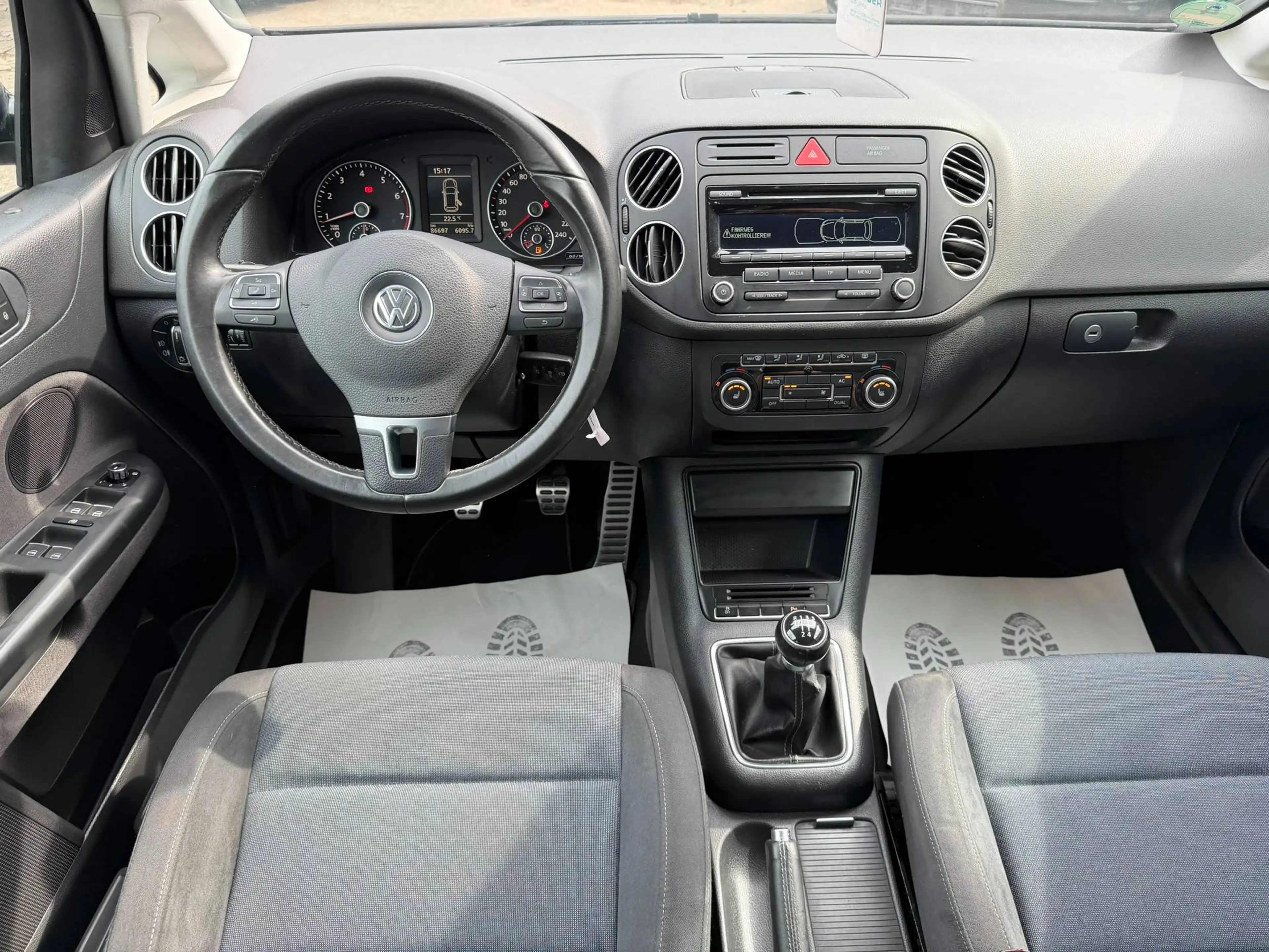 Volkswagen Golf Plus Style/1.Hand/PDC/S-Heft — photo 11