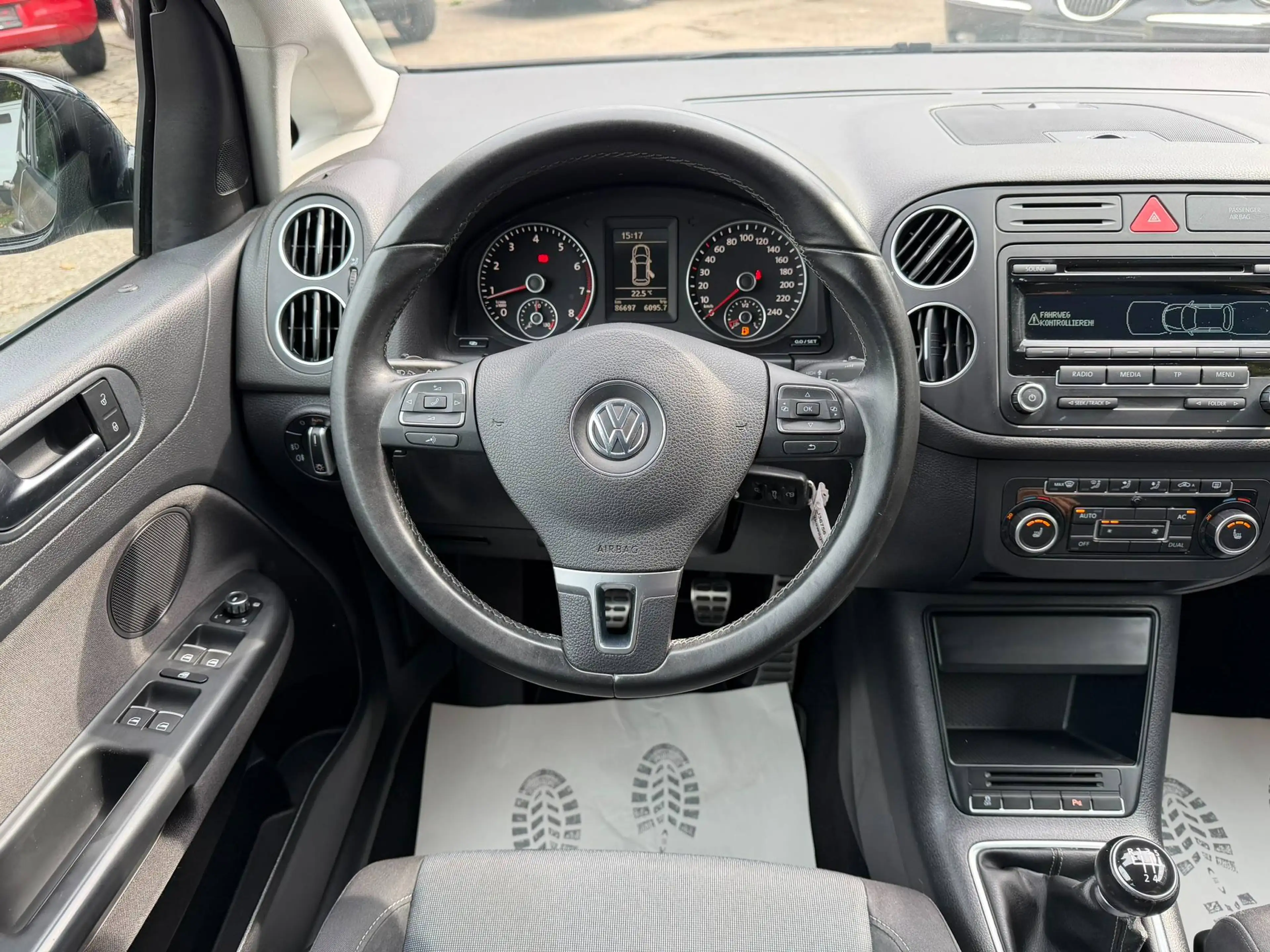 Volkswagen Golf Plus Style/1.Hand/PDC/S-Heft — photo 12