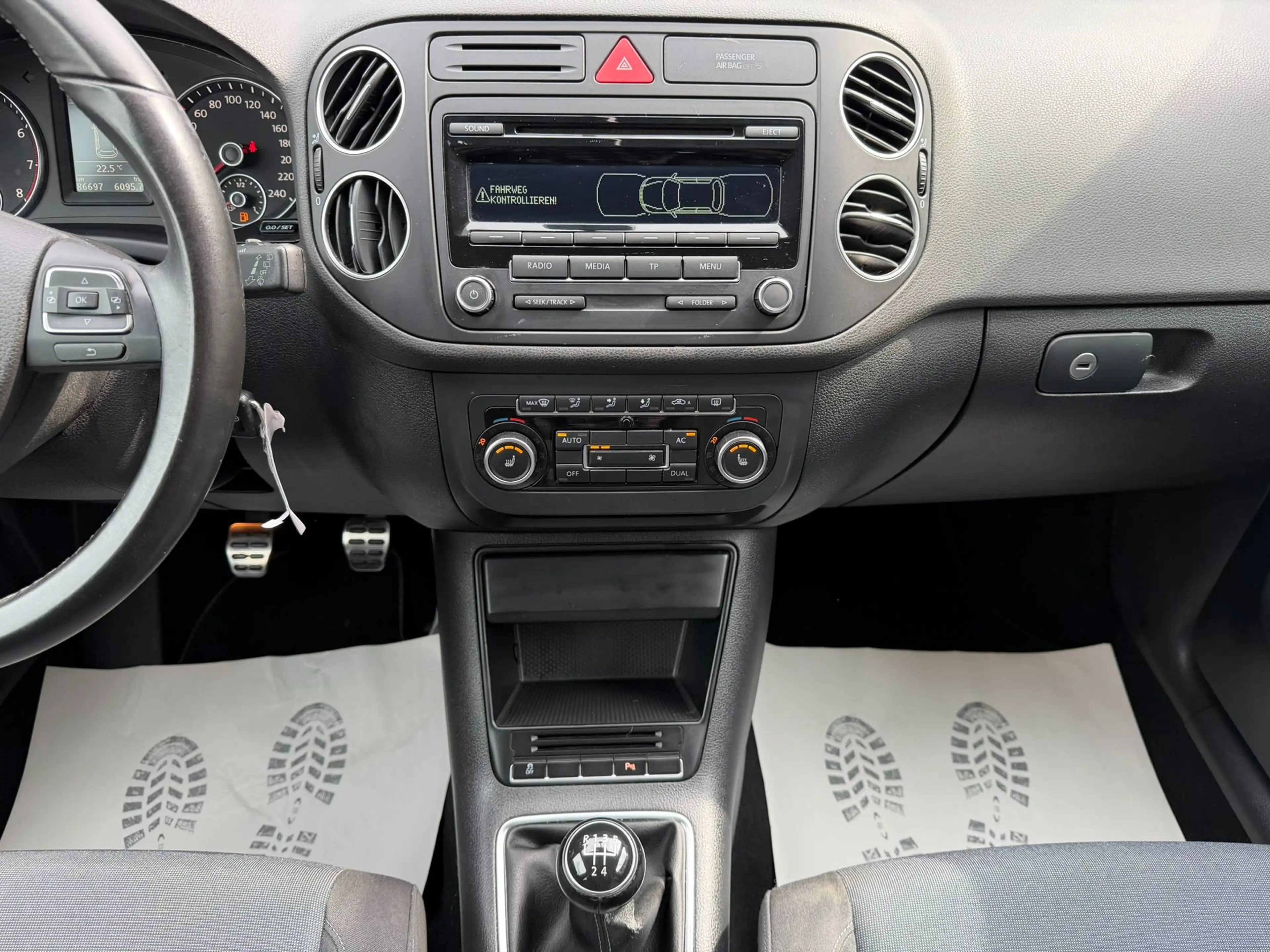 Volkswagen Golf Plus Style/1.Hand/PDC/S-Heft — photo 15