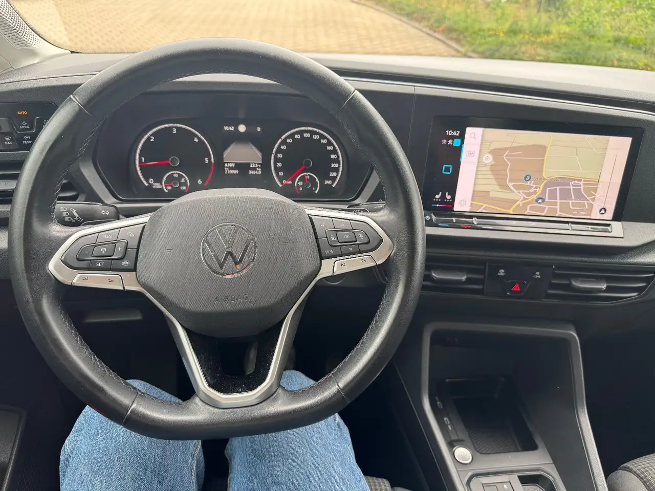 Volkswagen Caddy Maxi DSG/ Klima/ Navi/ 1. Hand/ 7-Sitzer, миниатюра 17