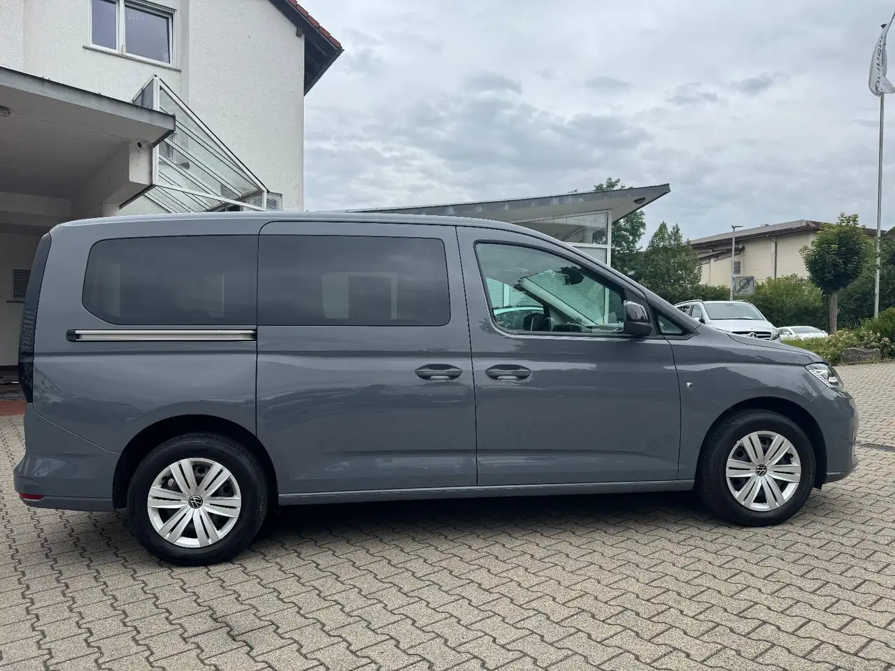 Volkswagen Caddy Maxi DSG/ Klima/ Navi/ 1. Hand/ 7-Sitzer, миниатюра 6