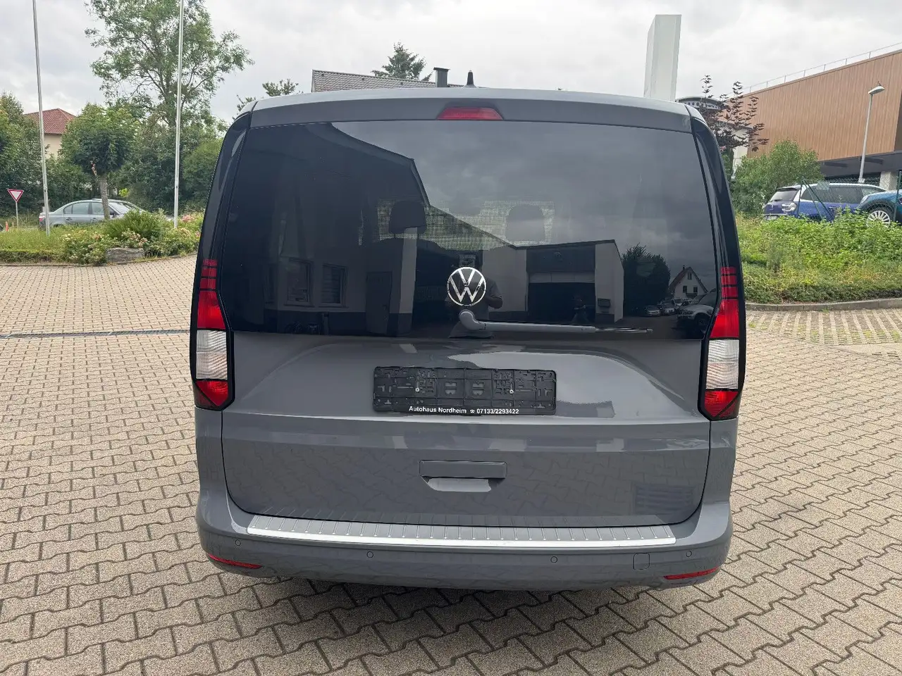 Volkswagen Caddy Maxi DSG/ Klima/ Navi/ 1. Hand/ 7-Sitzer, миниатюра 8