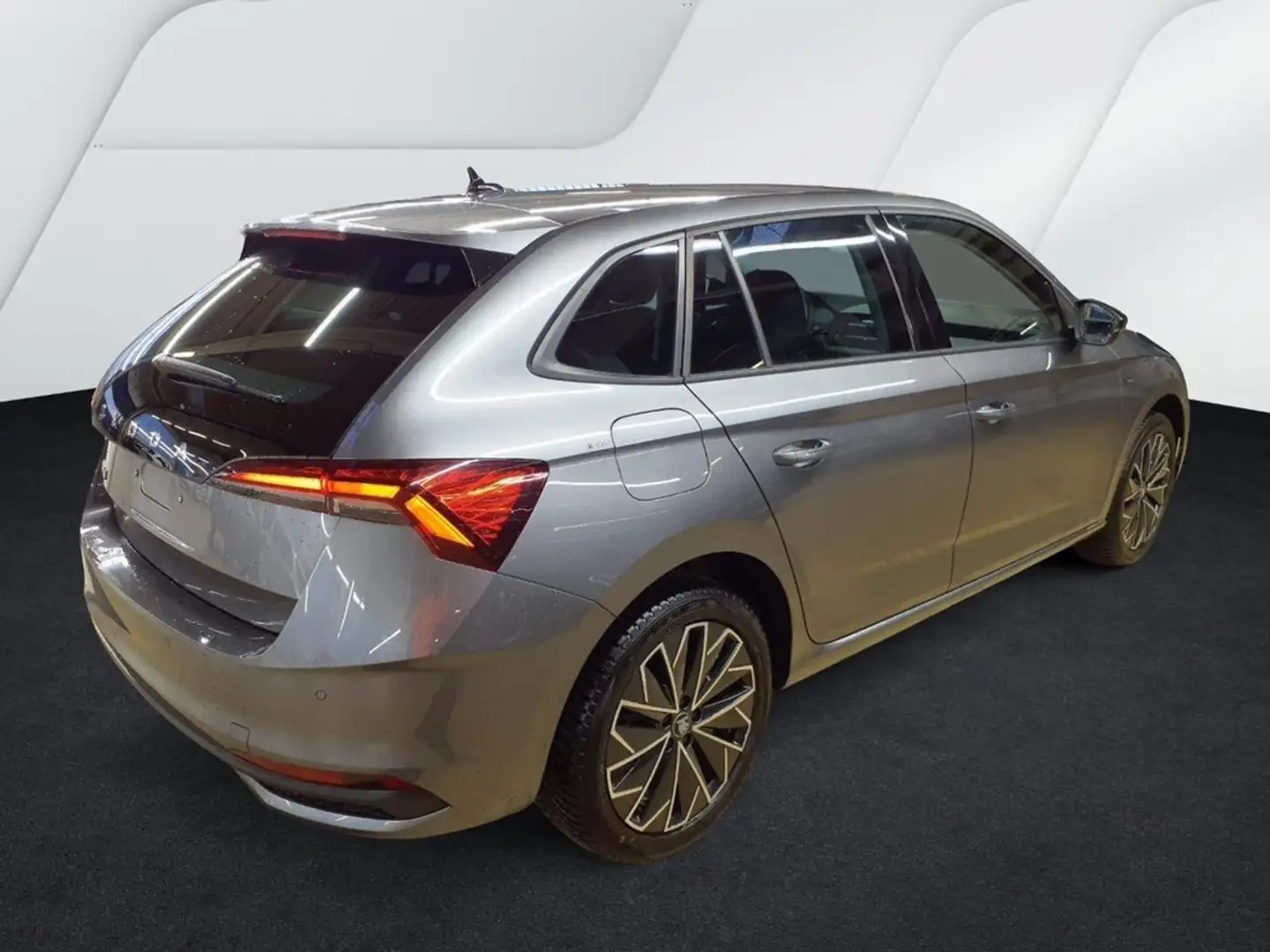 Skoda Scala 1.0 TSI Selection Smart Link, Rear View Grau - 2