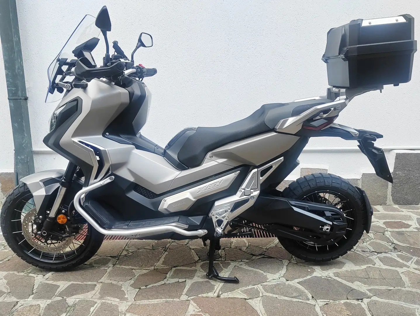 Honda X-ADV Argintiu - 1