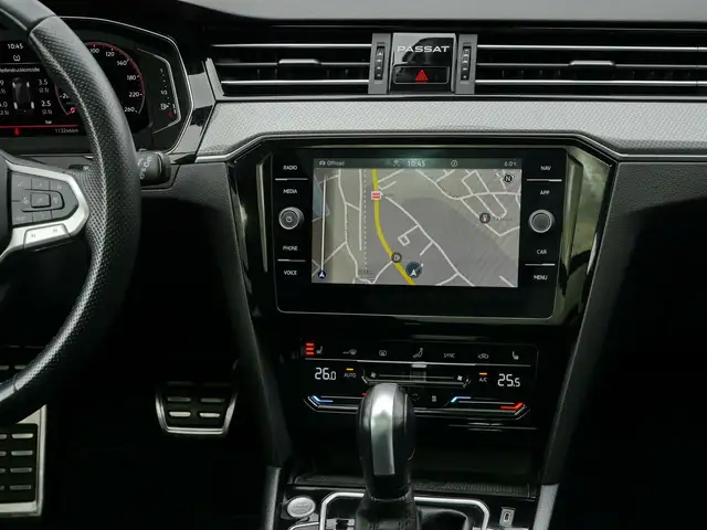 Volkswagen Passat Alltrack view 6