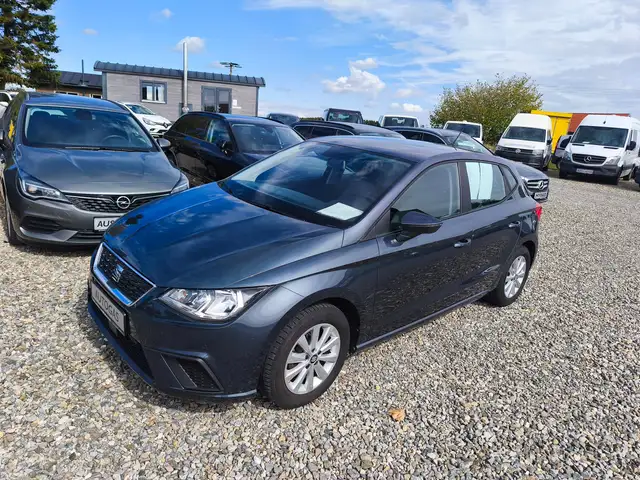 SEAT Ibiza Style CNG Kleinwagen 5 trd. aus 1. Hand in lückenlos scheckheftgepflegtem Zustand mit PDC,met,Navi und Rückfahrkamera !!!