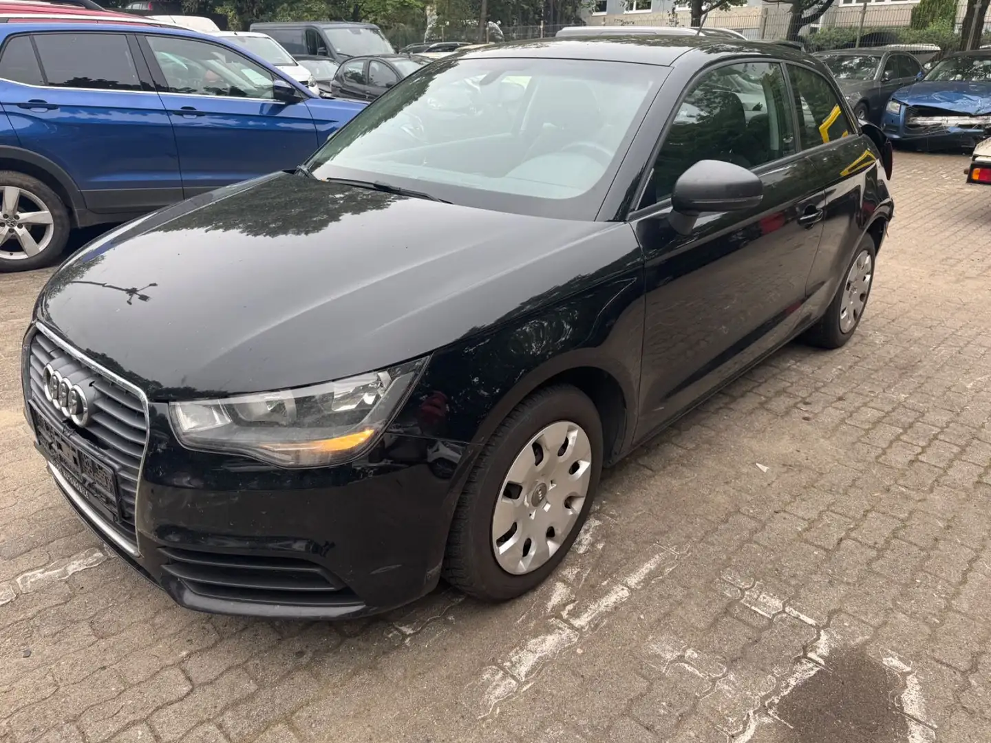 Audi A1 1.2 TFSI Ambition Scheckheft/Tüv 07.26 Schwarz - 1