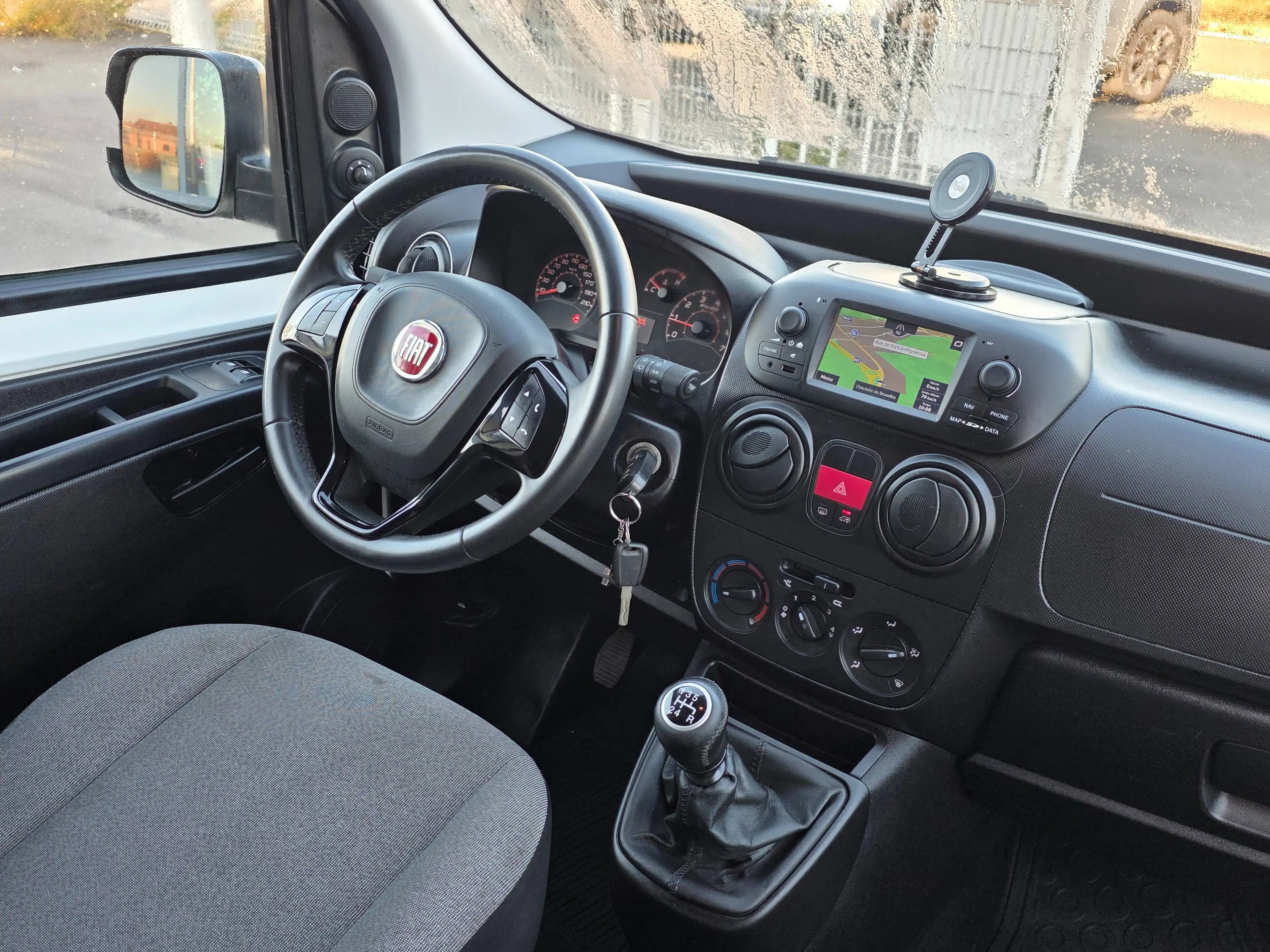 Fiat Fiorino 1.4i // TVA RECUPERABLE // GPS — photo 11