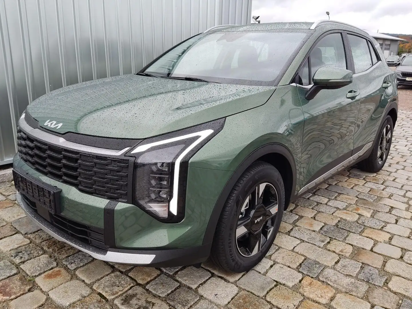 Kia Sportage Urban 1.6 T-GDI 150 PS 7DCT-NEUES MODELL-Navi ... Grün - 1
