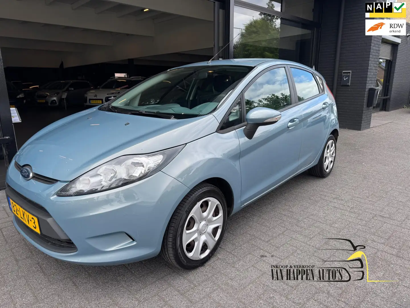 Ford Fiesta 1.25 Limited / APK 5 2026 Grijs - 1