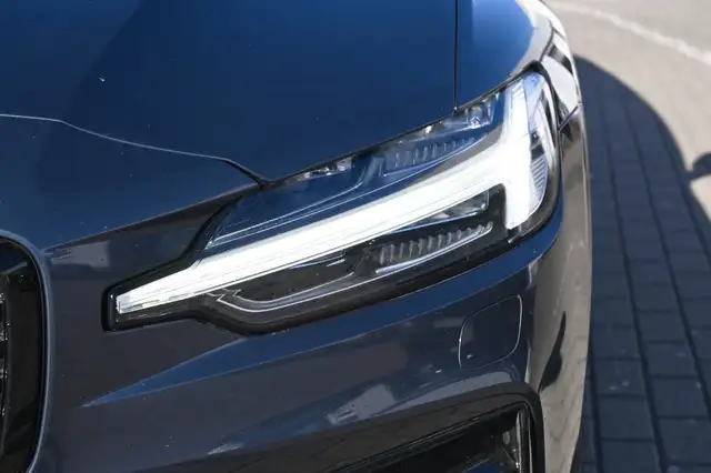 Volvo V60 view 10