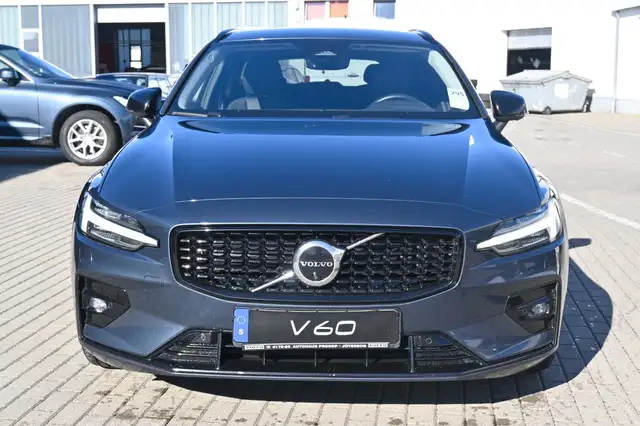 Volvo V60 view 8