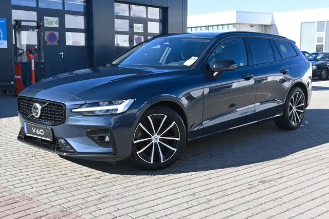 2022 Volvo V60 in Blue for sale