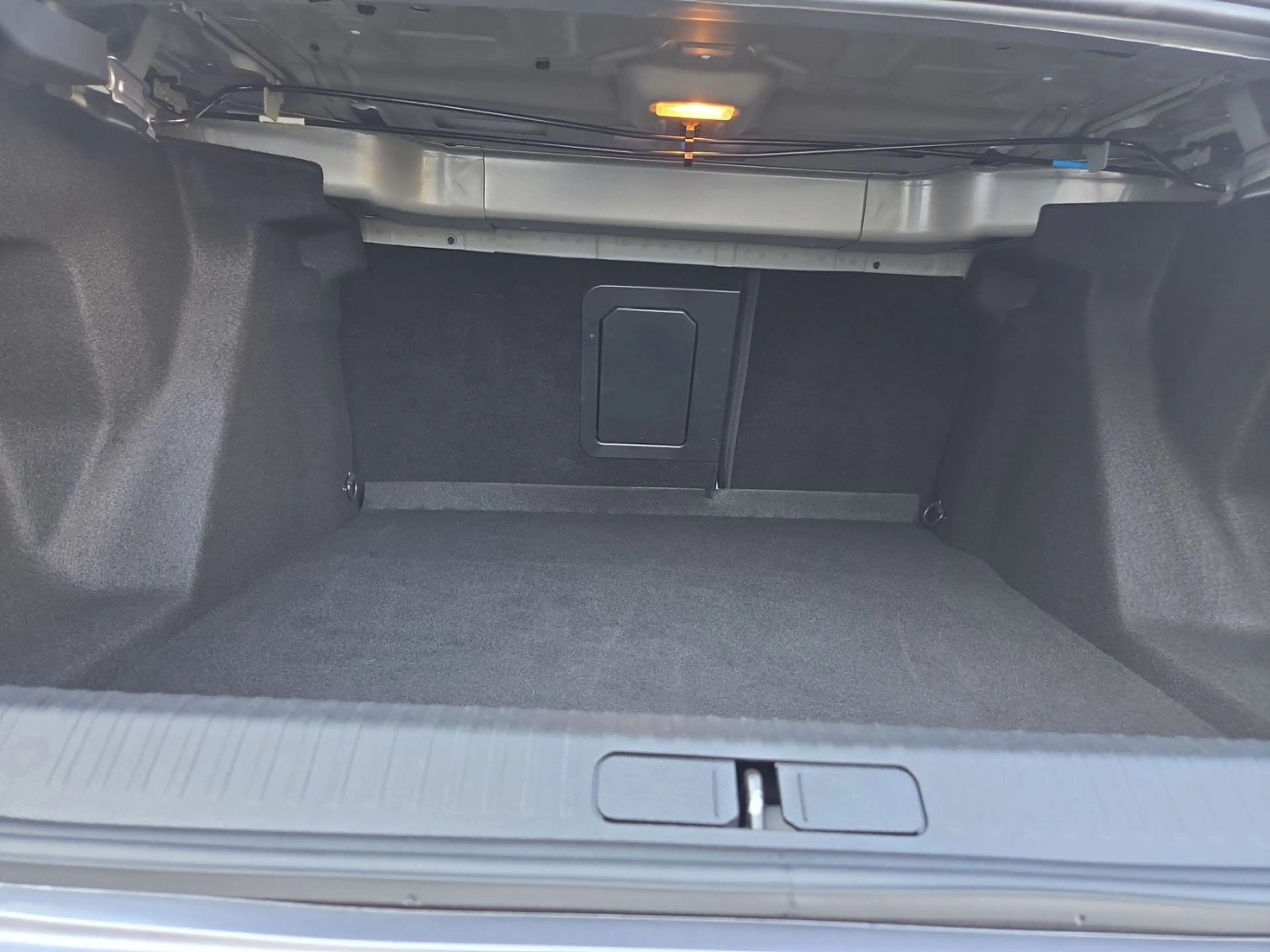Citroen C4 X 1.2 PureTech 130 MAX ACC+LED+Navi+SHZ+360 — photo 13
