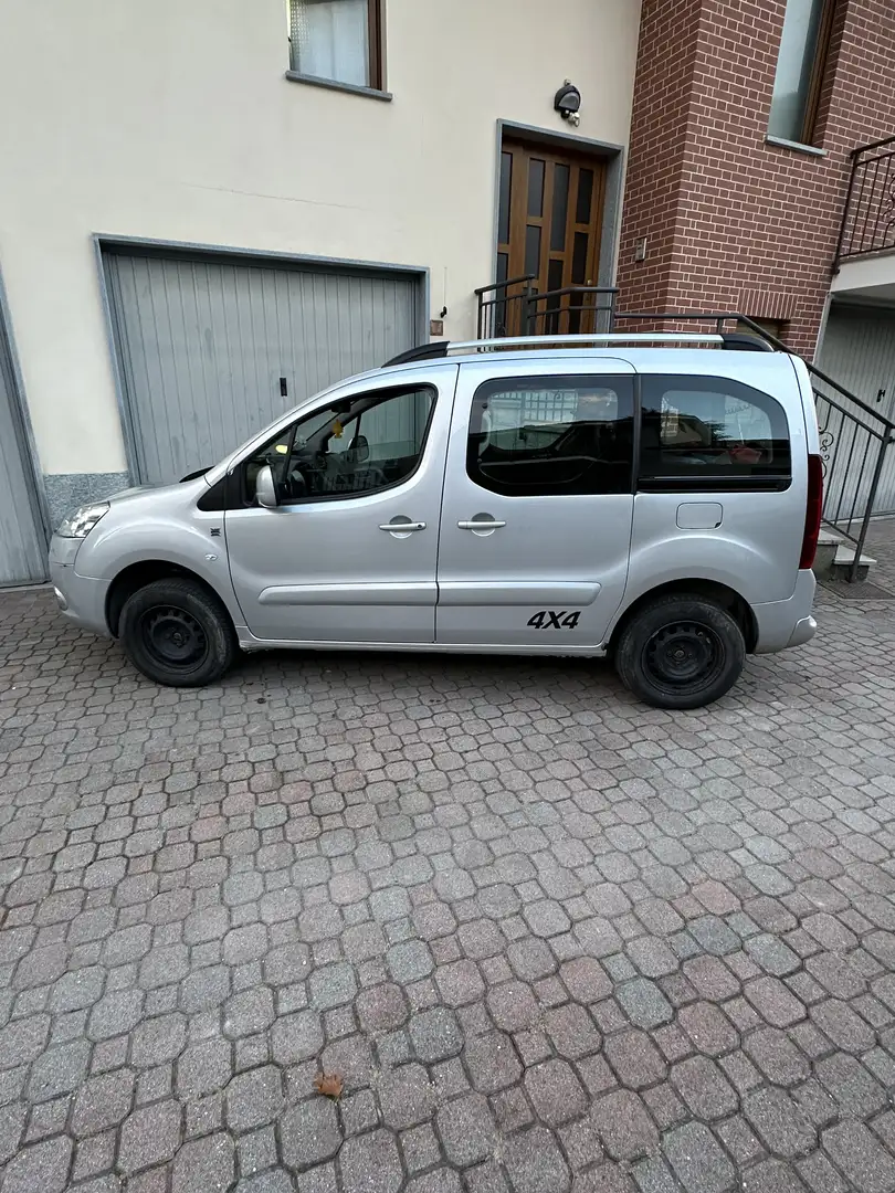 Peugeot Partner Tepee 1.6 hdi Extreme Active 4x4 92cv - 2