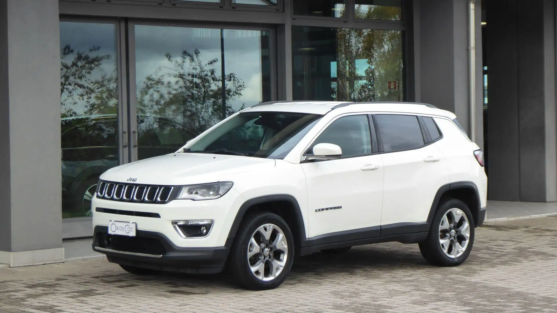 Jeep Compass 2.0 Multijet II 4WD Limited Weiß - 1