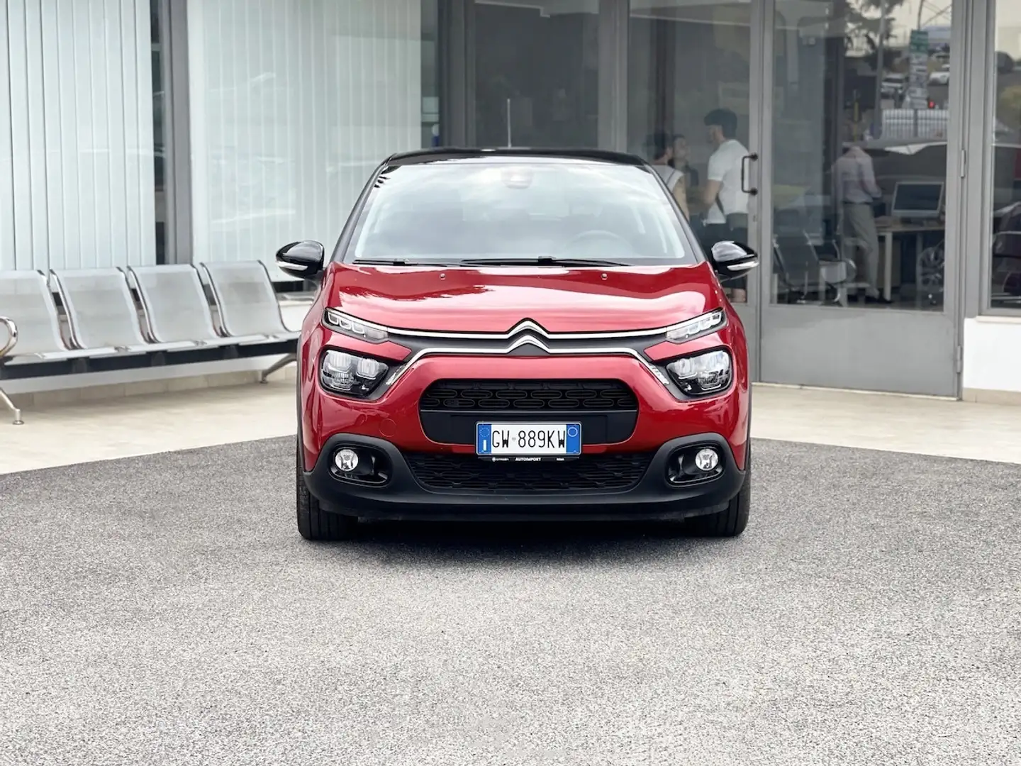 Citroen C3 1.2 PureTech 83 S&S E6 *PROMO* - 2024 Rood - 2