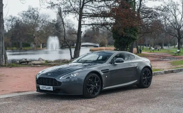 Aston Martin V8 426cv (3ème gen) Etat Exceptionnel