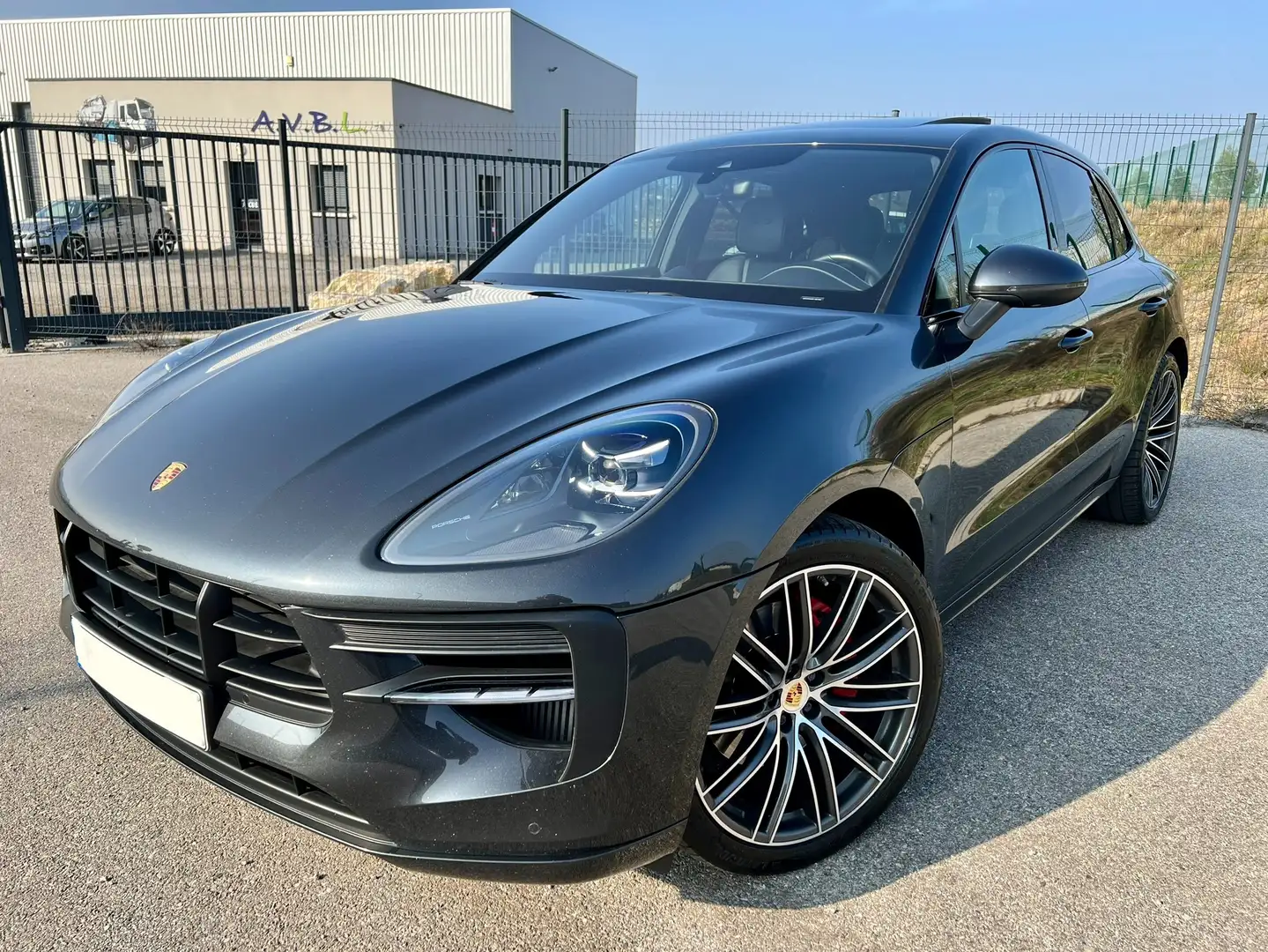 Porsche Macan GTS 3.0 381 ch PDK - IMMAT FRANCE Gris - 1