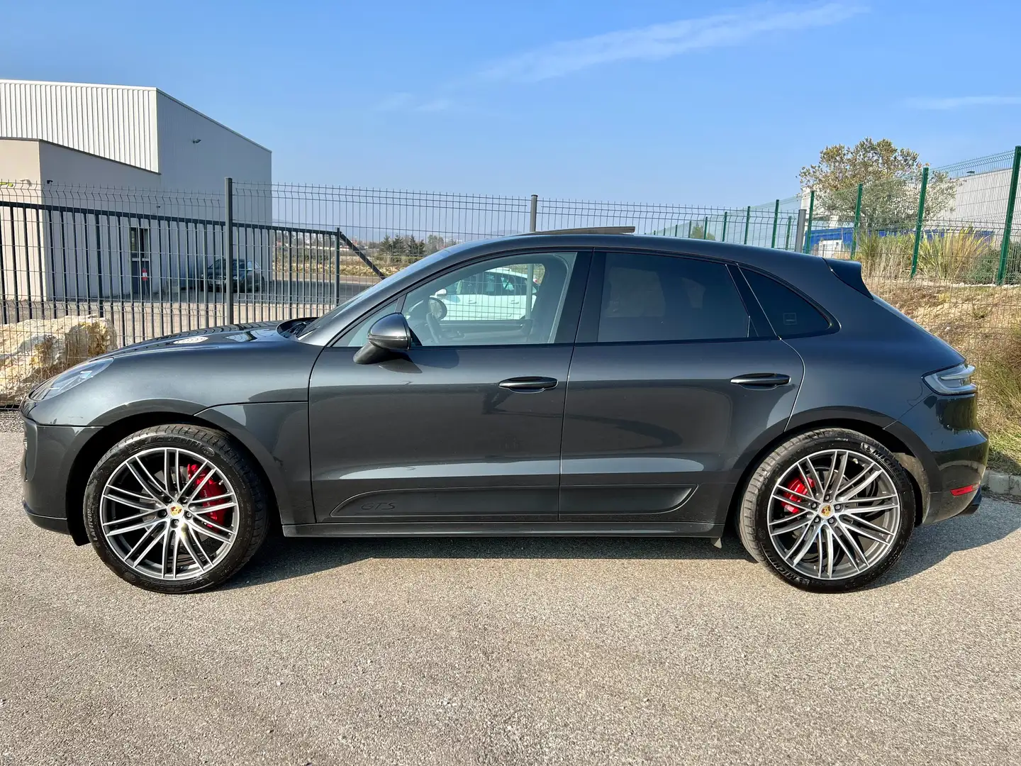 Porsche Macan GTS 3.0 381 ch PDK - IMMAT FRANCE Gris - 2