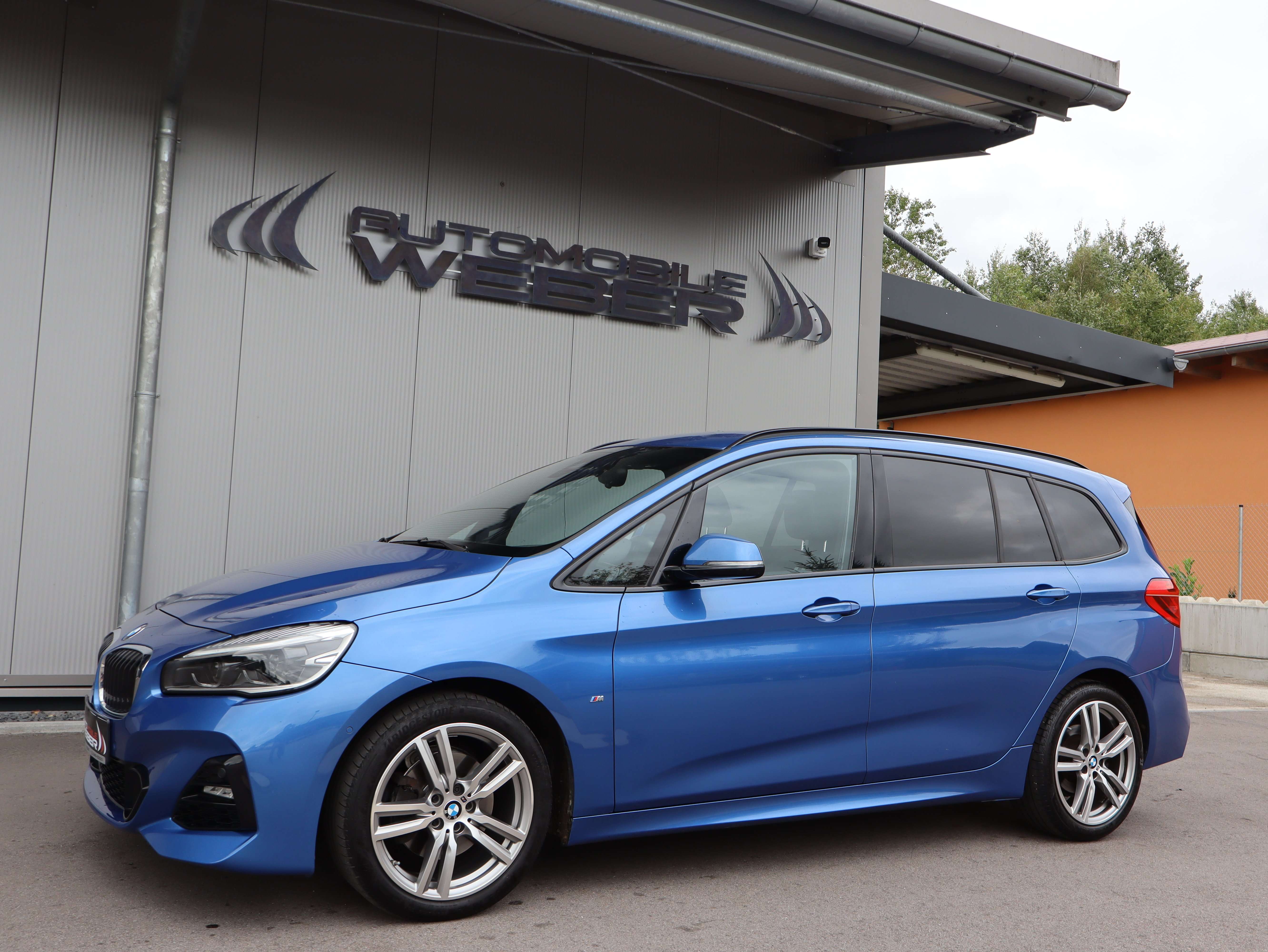 BMW 218
