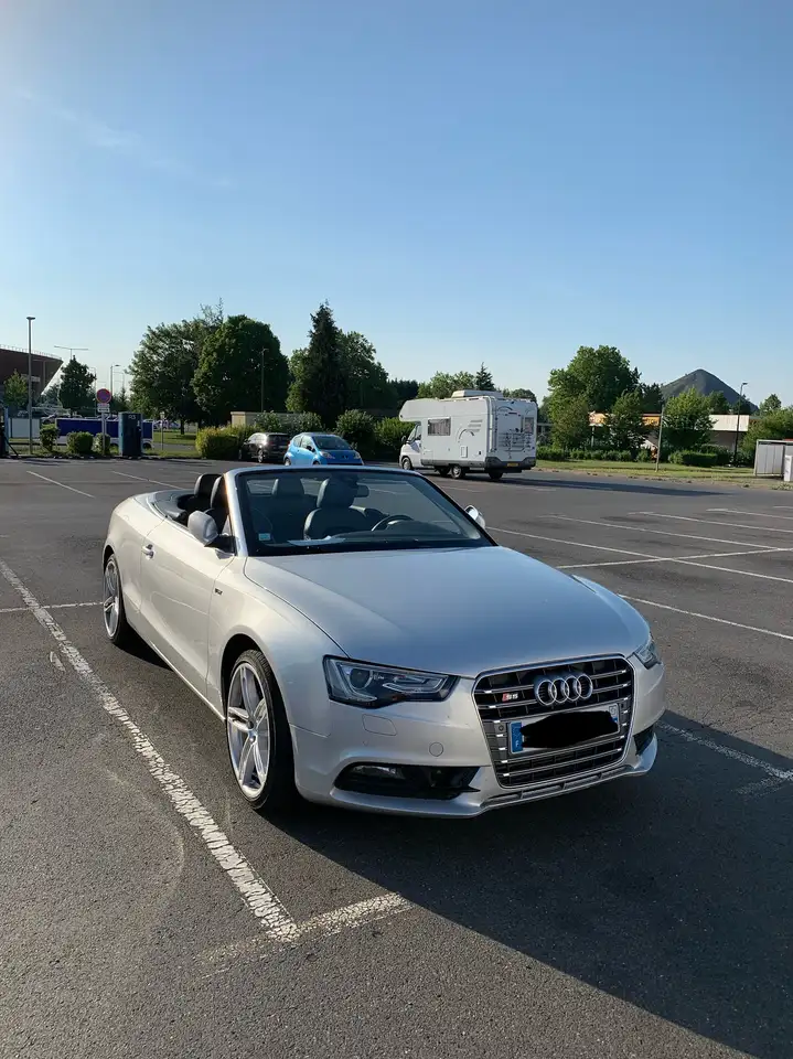Audi A5 Cabriolet 3.0 TDi V6 S line DPF Multitro
