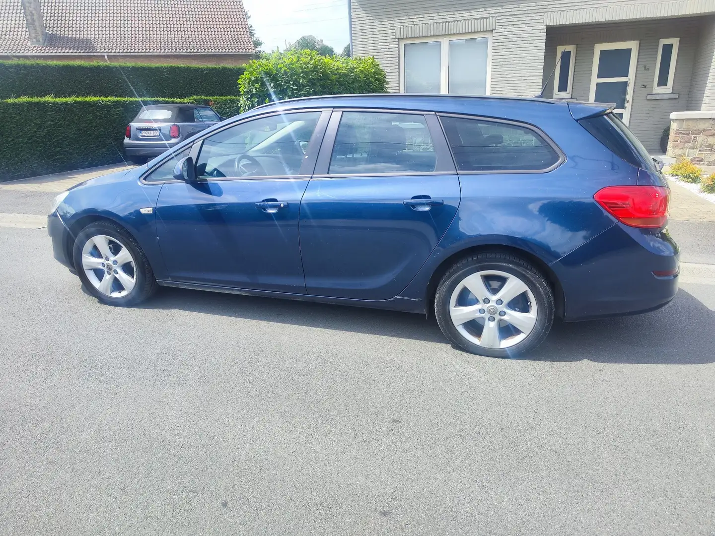 Opel Astra 1.7 CDTI euro5 clim contrôle technique ok - 1