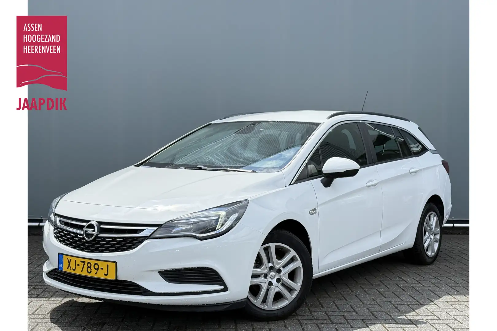 Opel Astra Sports Tourer BWJ 2019 1.0 Turbo 105 PK Business+ Wit - 1