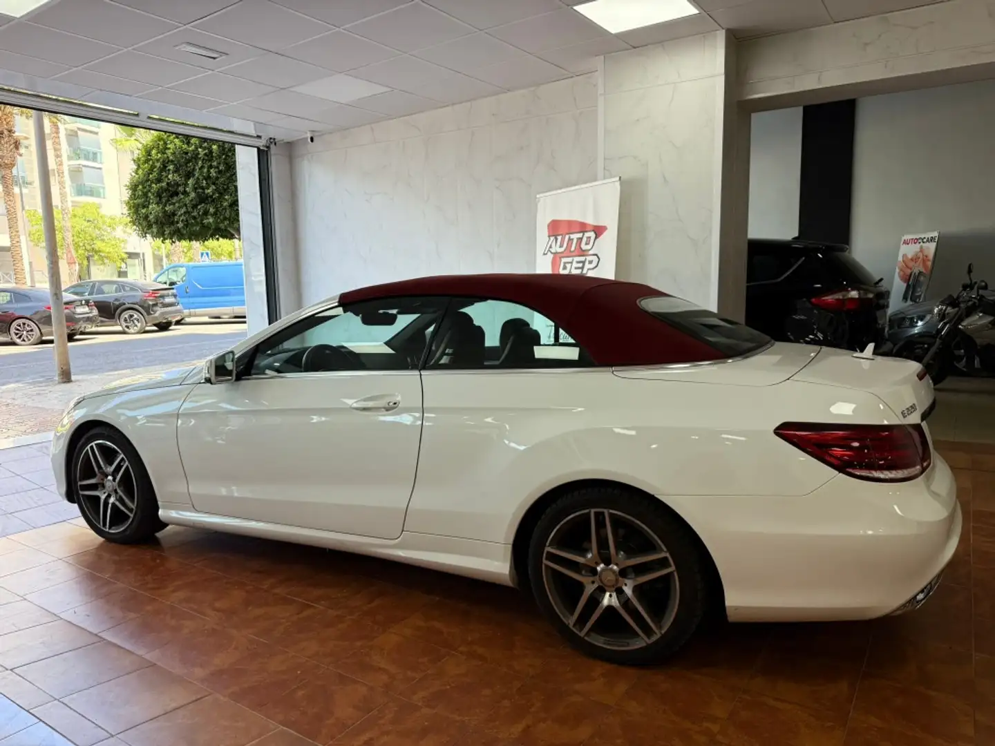 Mercedes-Benz E 220 Cabrio 220CDI BE Aut. Blanco - 2