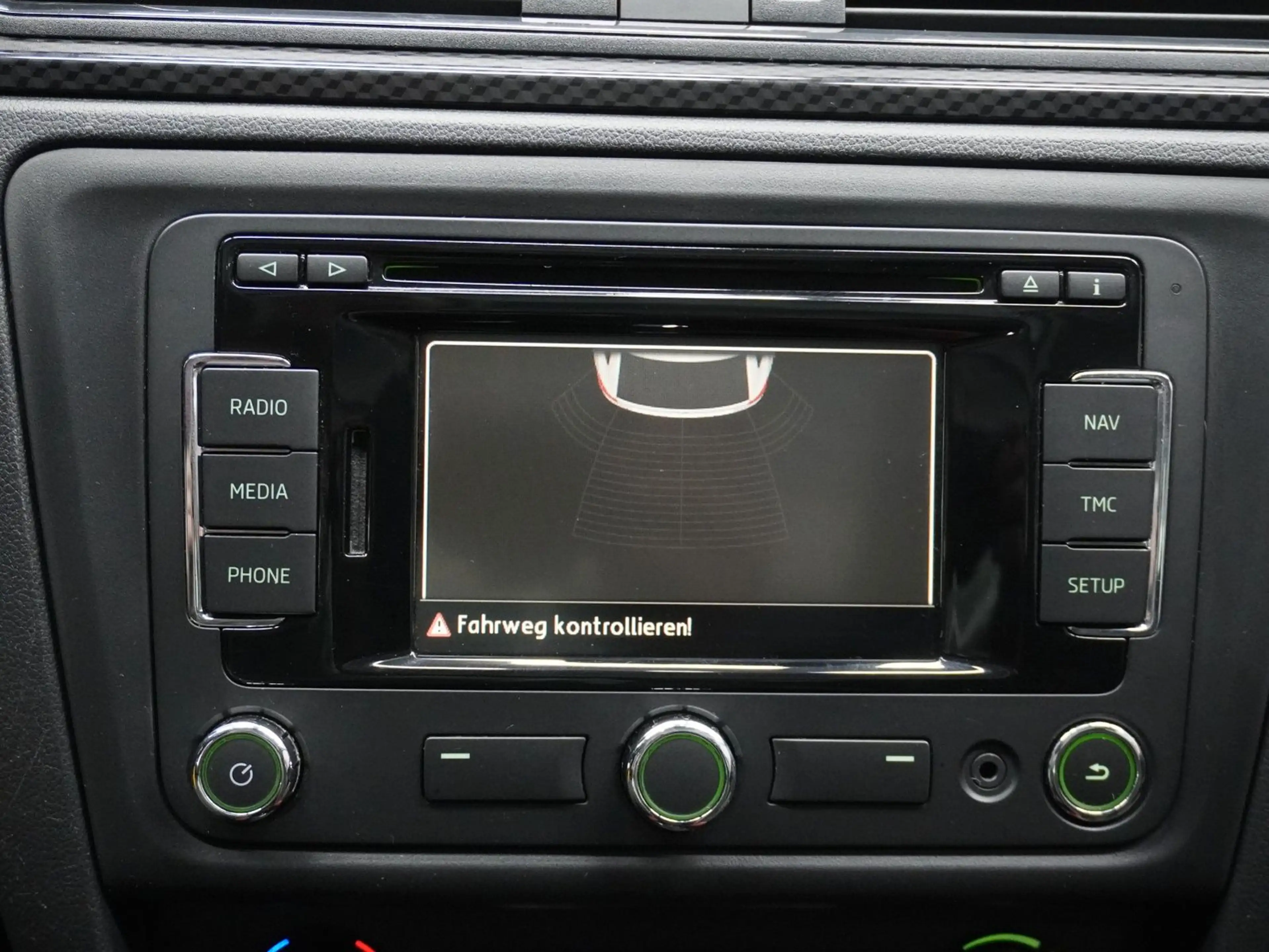Skoda Rapid/Spaceback Spaceback 1.2 TSI Ambition XENON NAVI BT — photo 14
