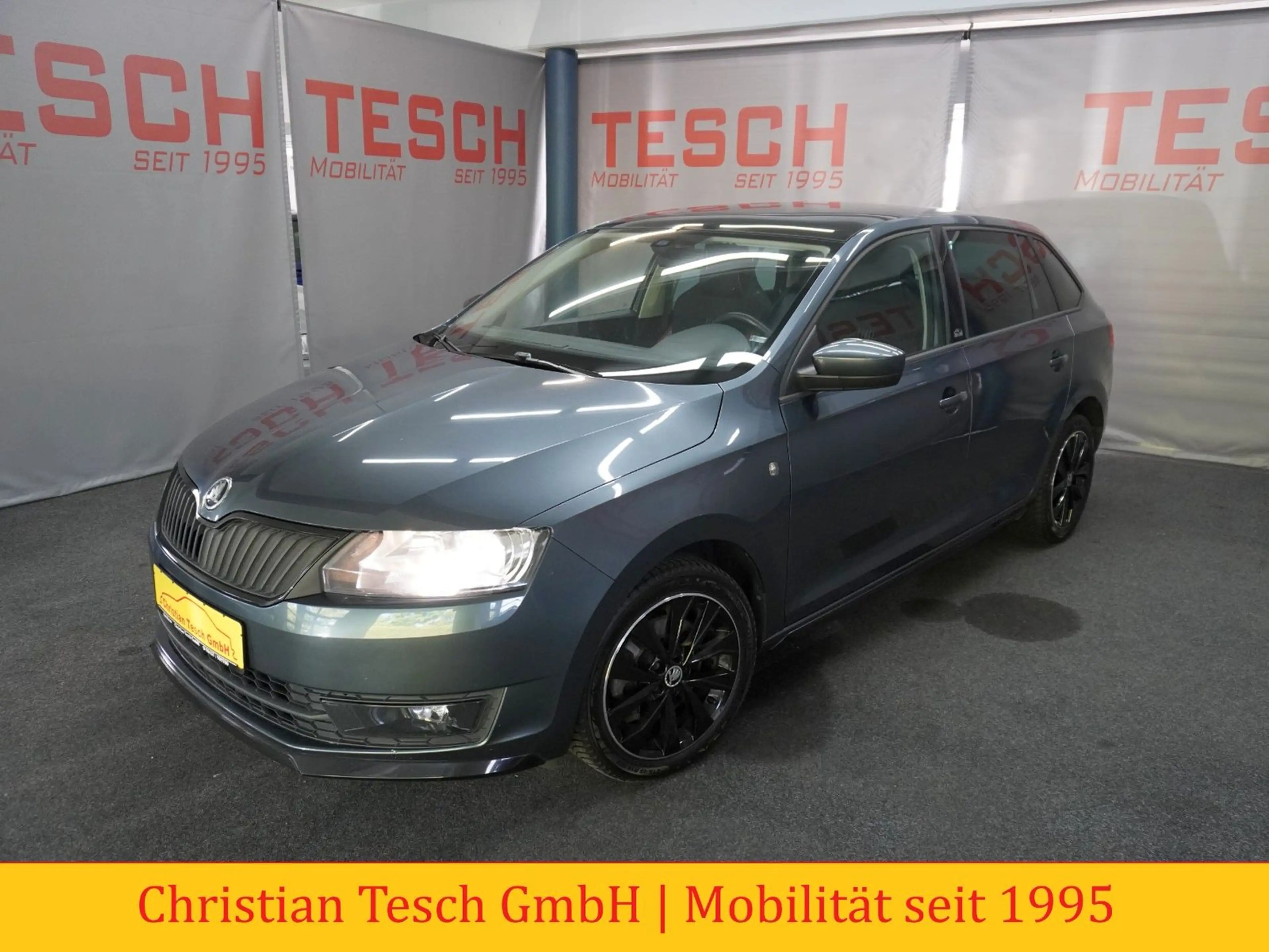 Skoda Rapid/Spaceback Spaceback 1.2 TSI Ambition XENON NAVI BT