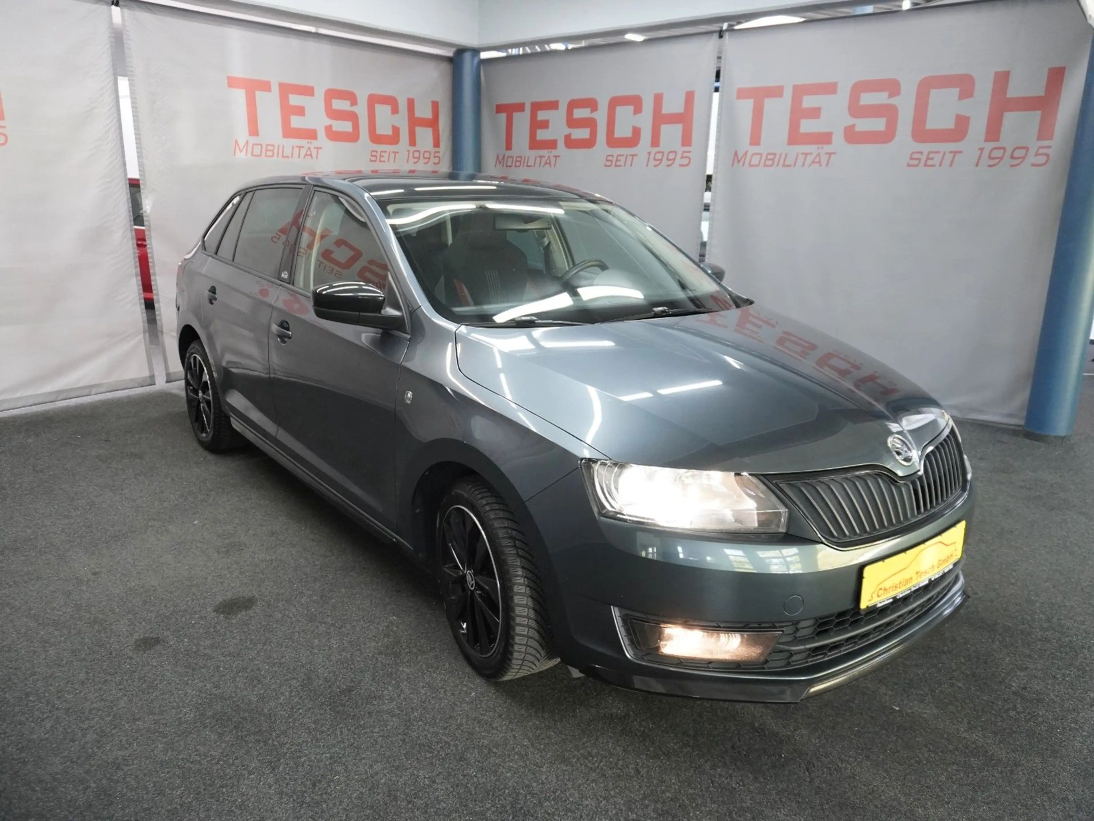 Skoda Rapid/Spaceback Spaceback 1.2 TSI Ambition XENON NAVI BT — photo 3