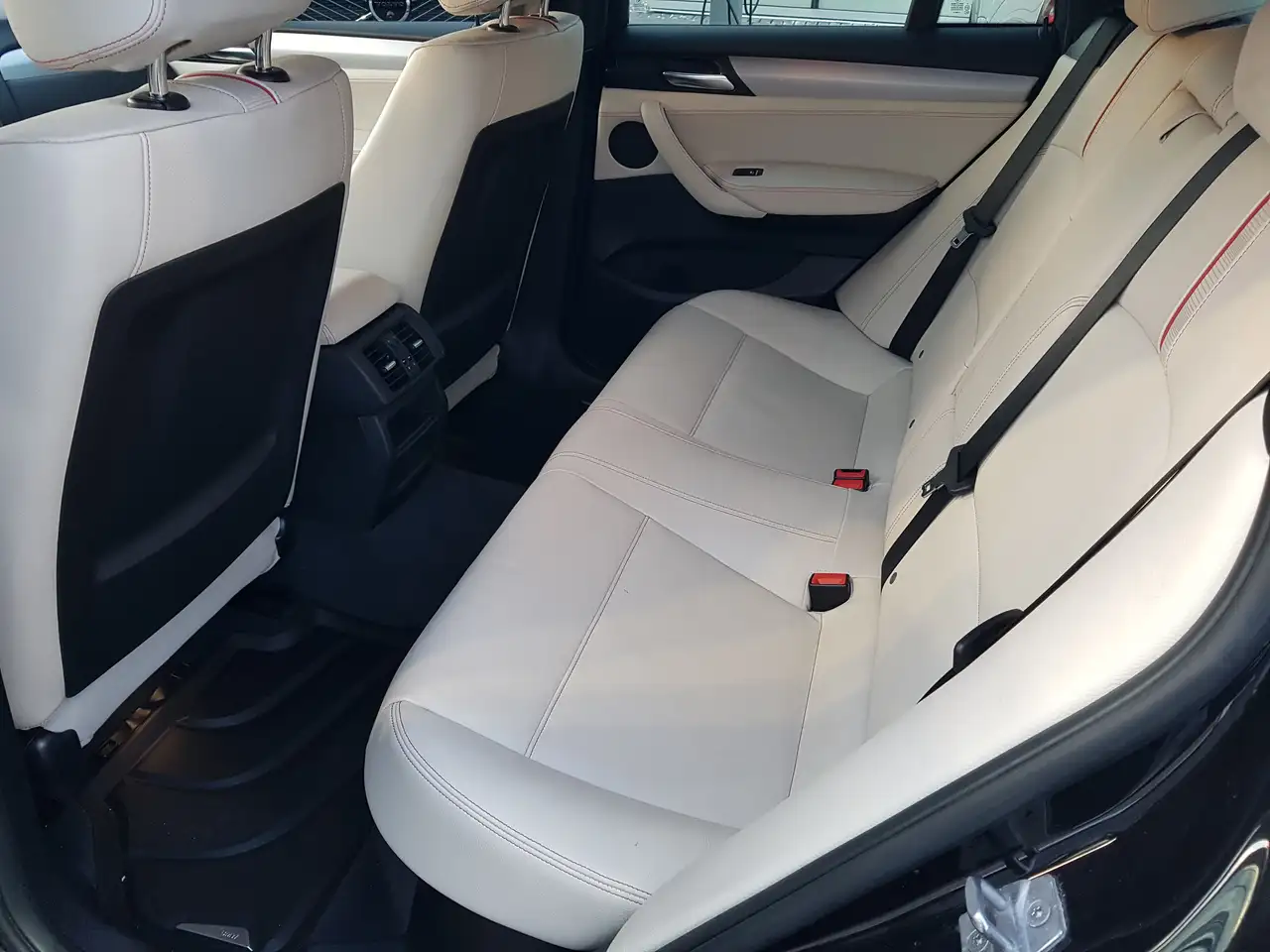 BMW X4 снимка BMW X4
