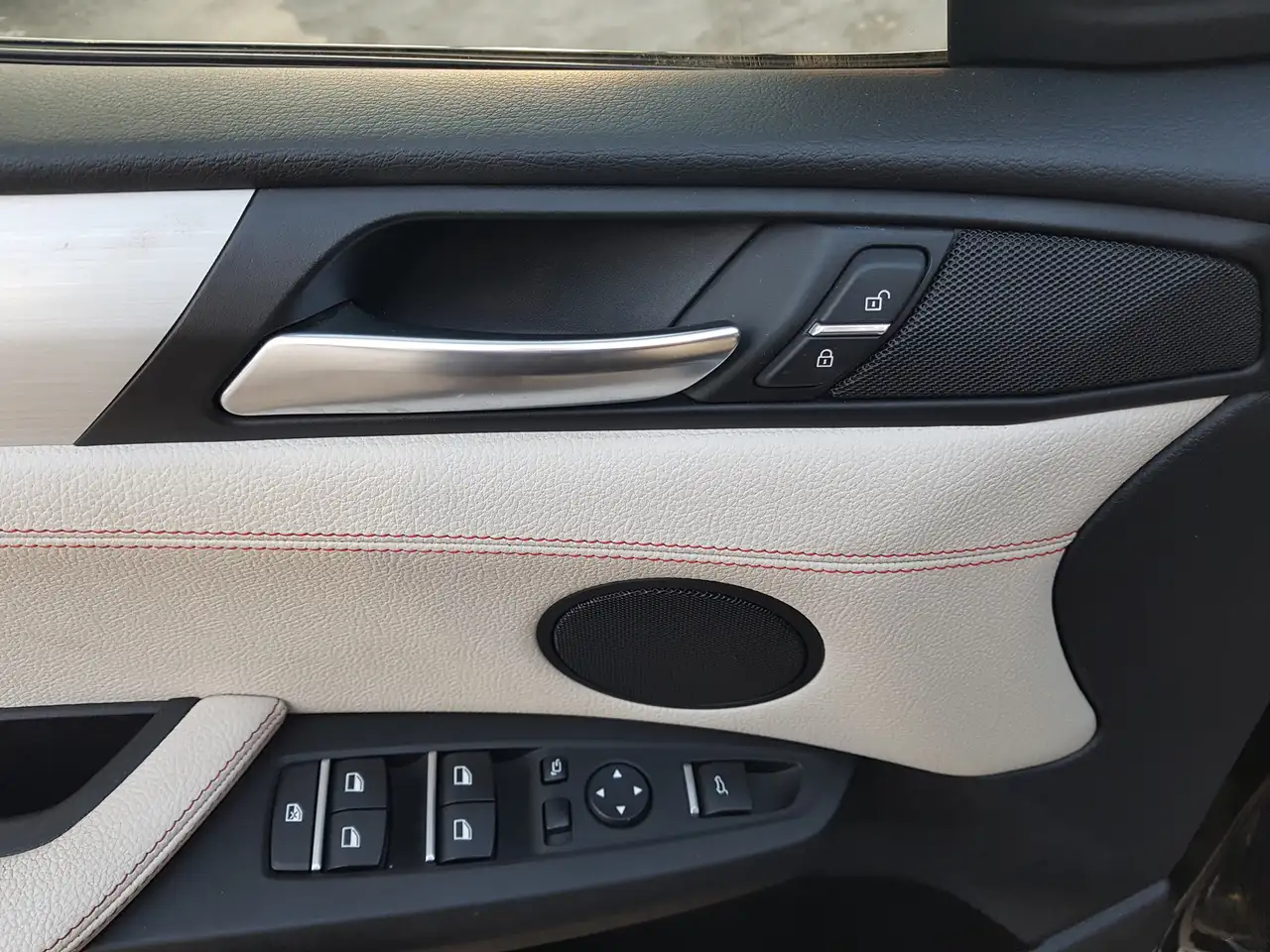 BMW X4 снимка BMW X4
