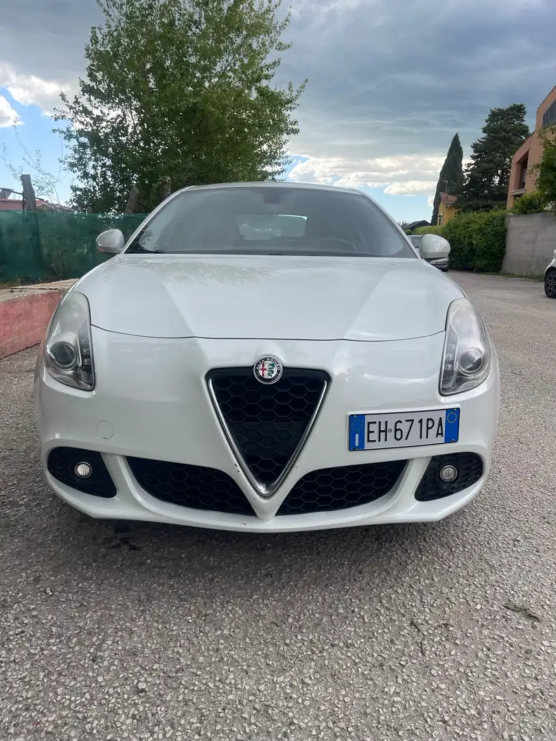 Alfa Romeo Giulietta 1.4 t. m.air Distinctive 170cv gpl Blanc - 1