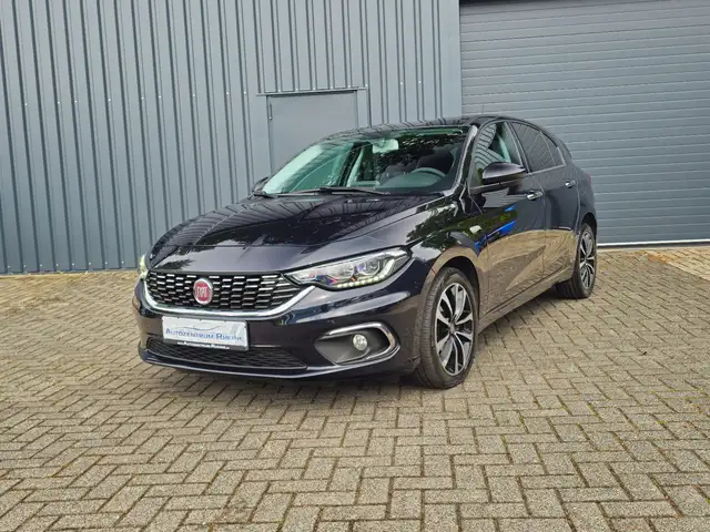 Fiat Tipo view 3