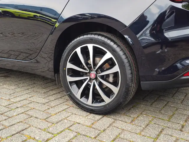 Fiat Tipo view 11