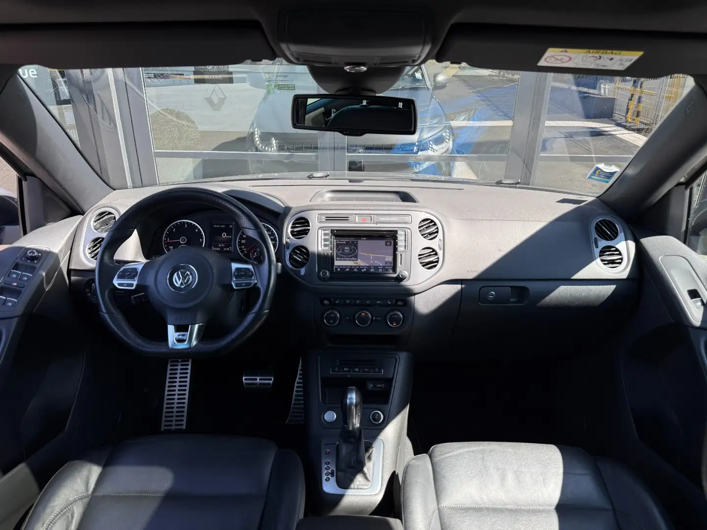 Volkswagen Tiguan Tiguan 2.0 TDI 150 FAP BlueMotion Technology Série Spéciale R-Exclusive 4Motion DSG7 Gris - 2