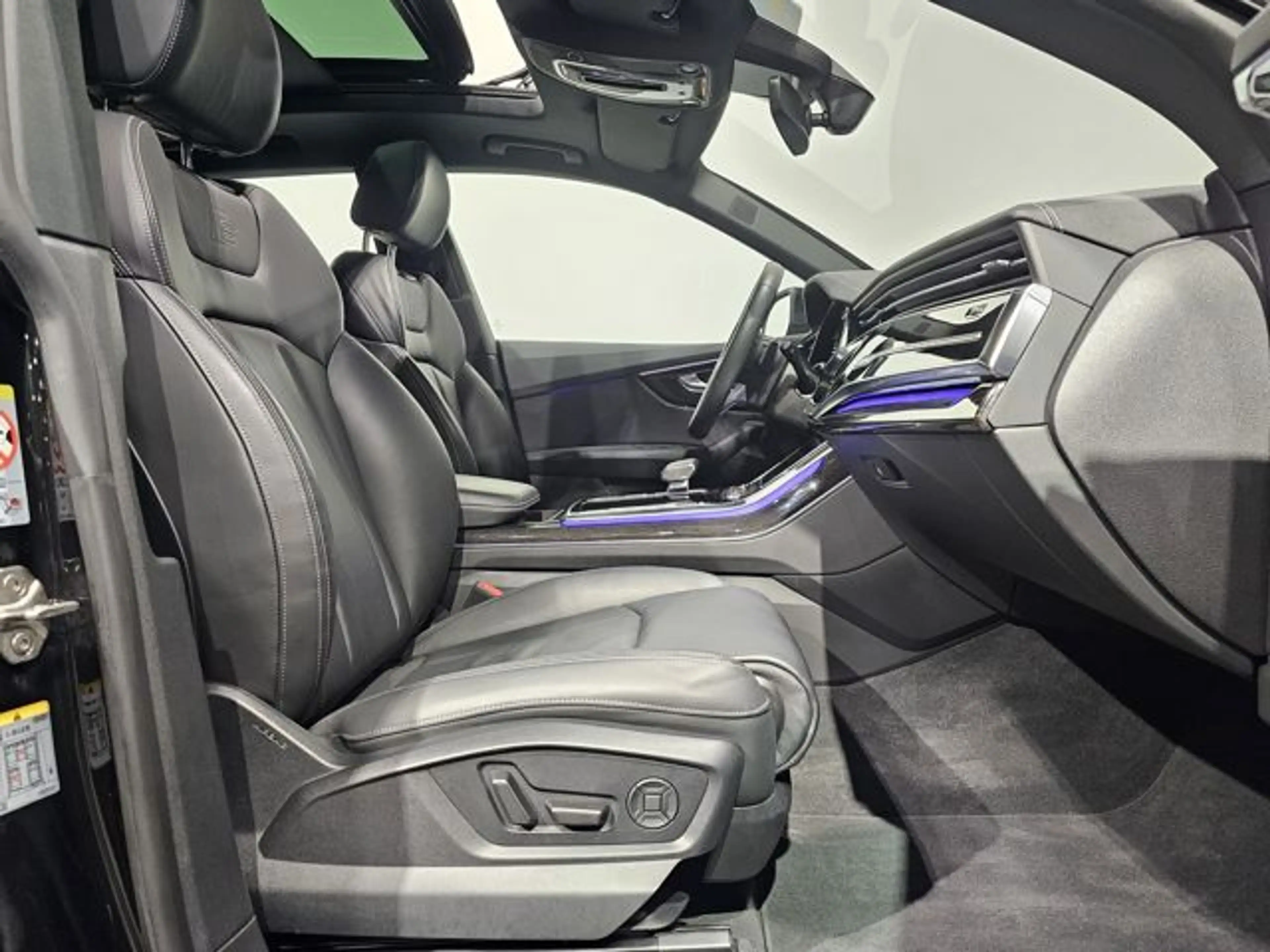 Audi SQ8 Black Edition Pano Matrix Hud B&O 22" Faceli — photo 14