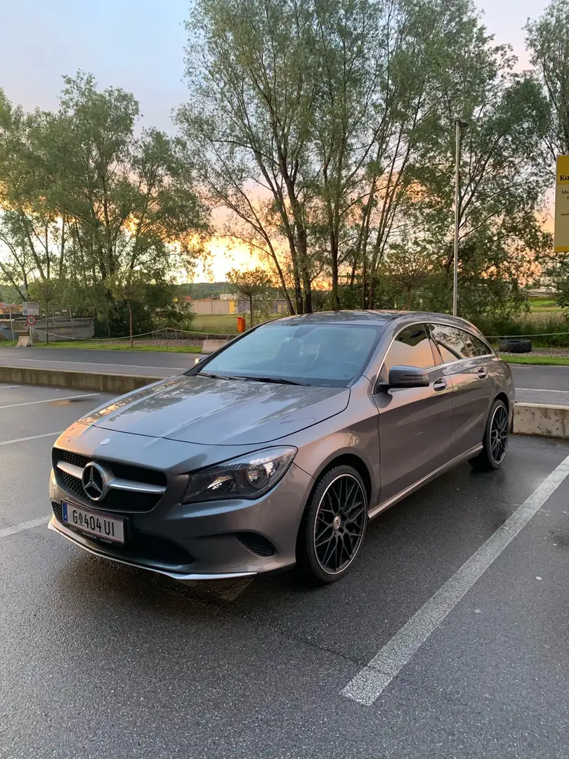 Mercedes-Benz CLA 200 d Shooting Brake Grau - 1