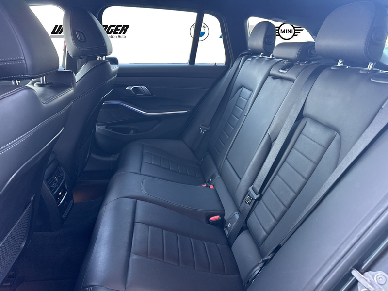 BMW 330 i xDrive Touring inkl. Laserlicht, HUD, SZH — photo 11
