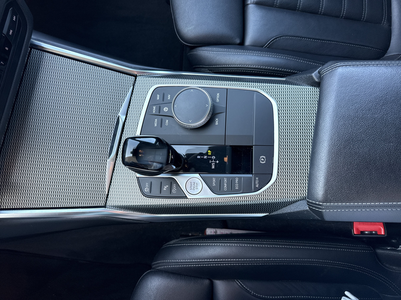 BMW 330 i xDrive Touring inkl. Laserlicht, HUD, SZH — photo 14