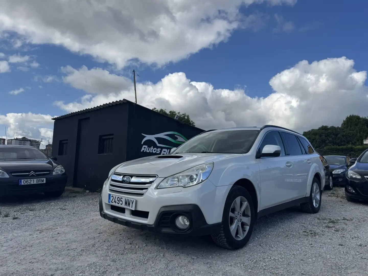 Subaru OUTBACK 2.0TD Executive Lineartronic Blanc - 1